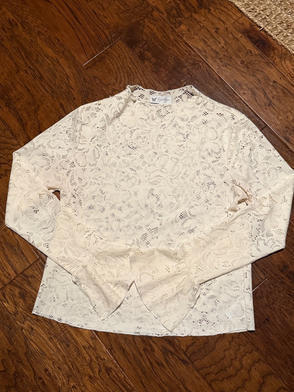 Jessica Simpson Cream Lace Long-Sleeve low mock neck Top